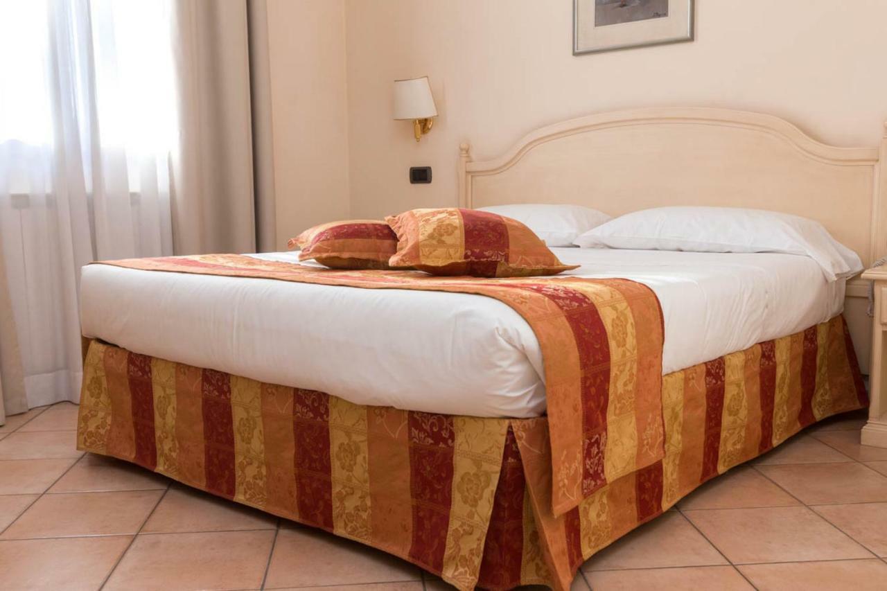 Comfort Double or Twin Room